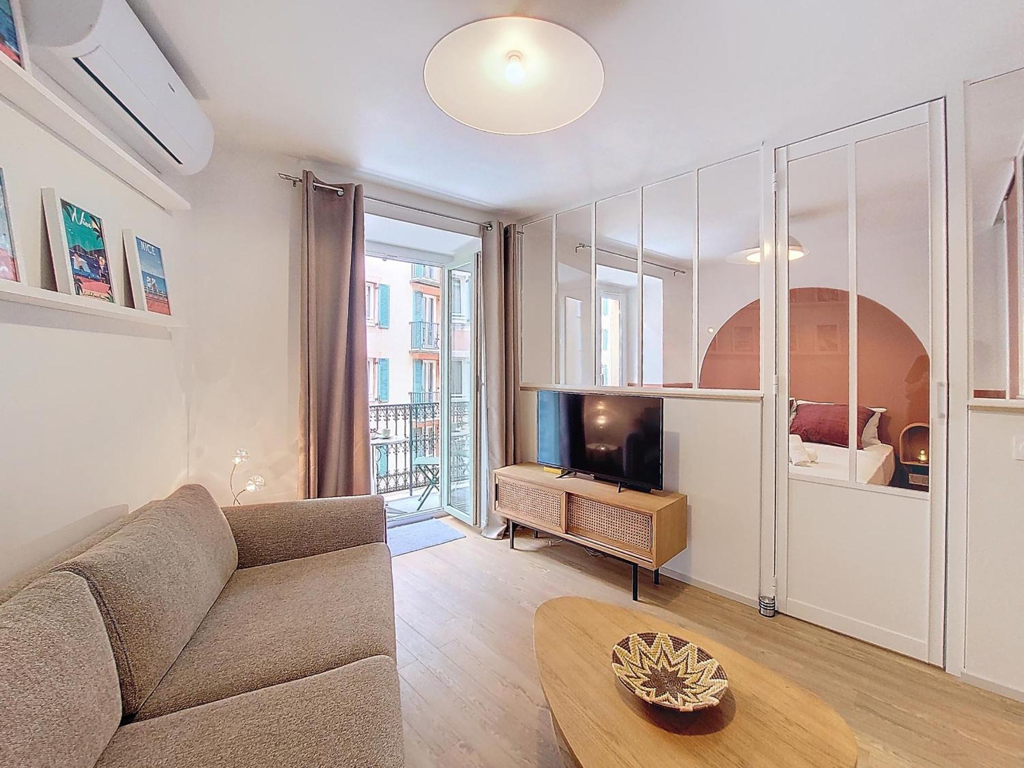 Appartamento Nestor&jeeves - Le Philibert - Near Port - Old Town *