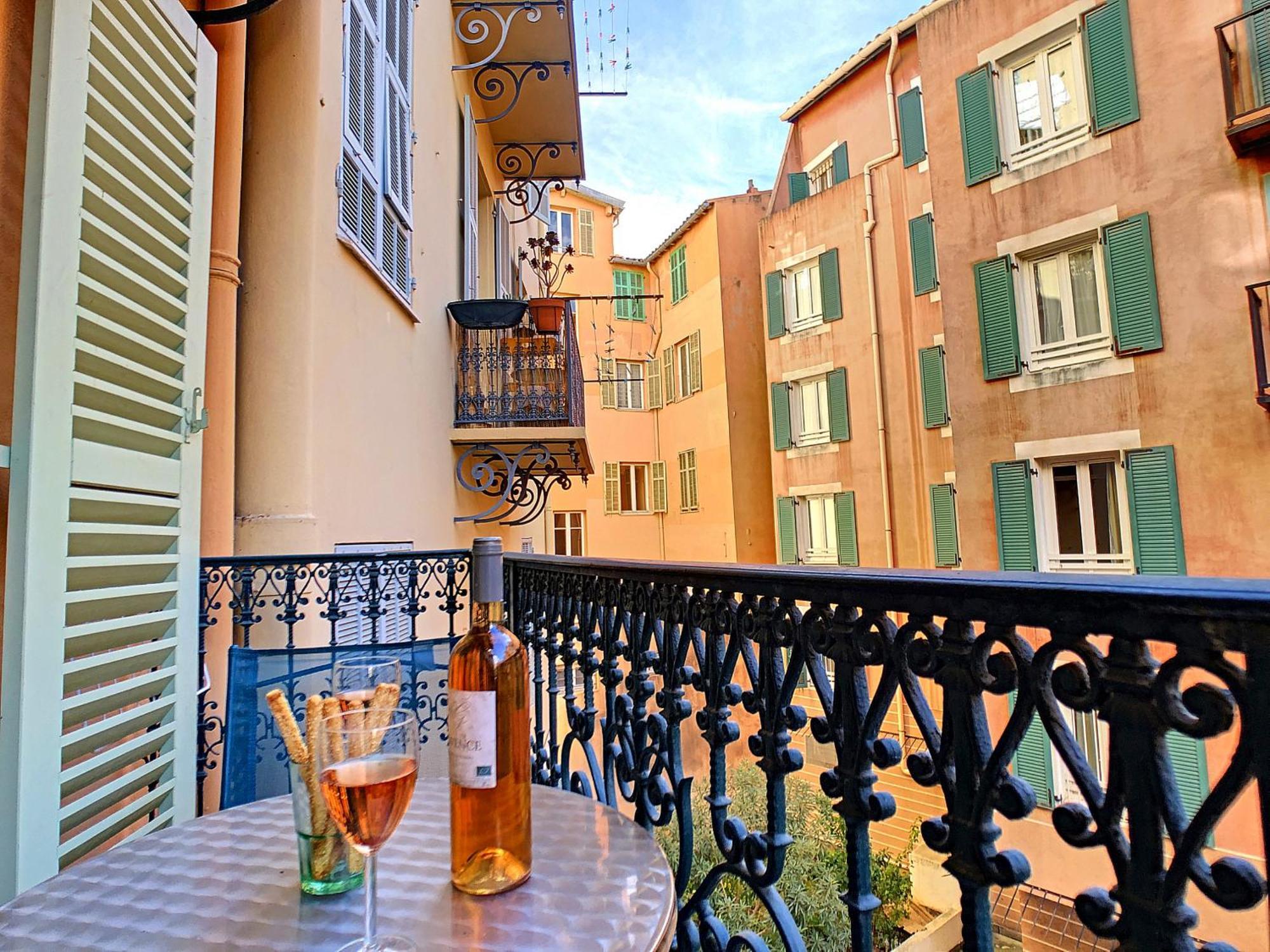 Nestor&jeeves - Le Philibert - Near Port - Old Town *